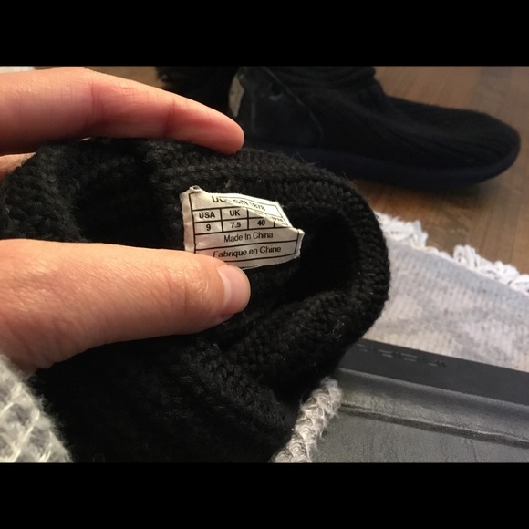 FLASH SALE Ugg Boots - Picture 6 of 6